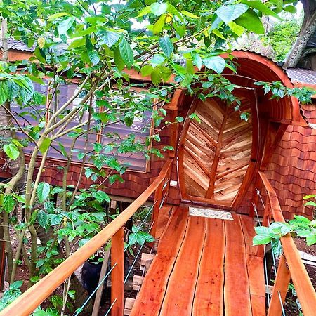 Tukulolo Treehouses Makaunga Экстерьер фото