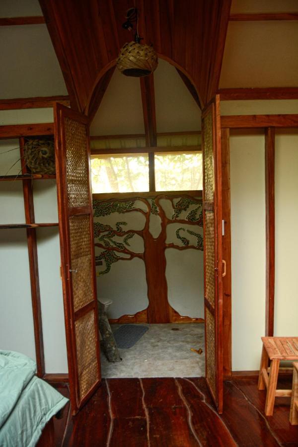 Tukulolo Treehouses Makaunga Экстерьер фото