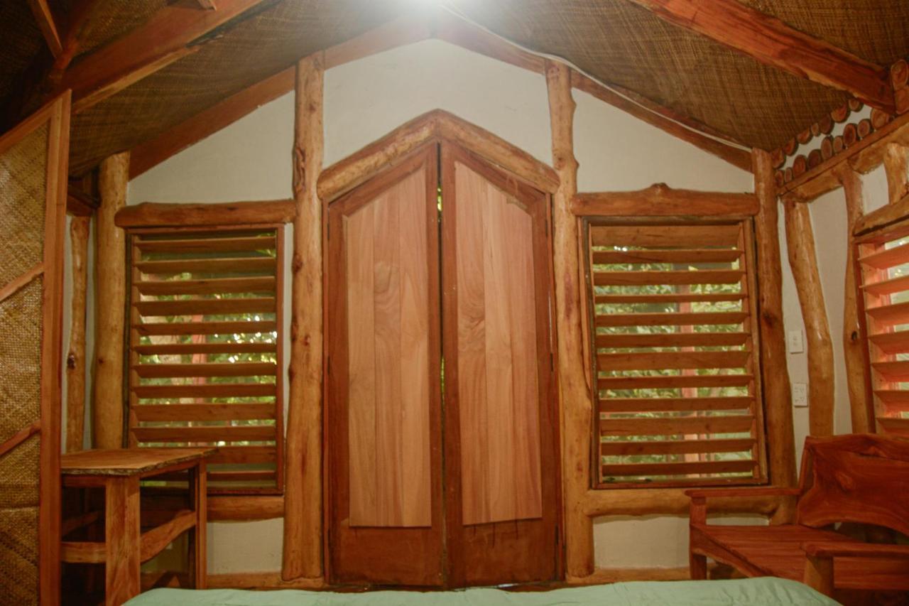 Tukulolo Treehouses Makaunga Экстерьер фото