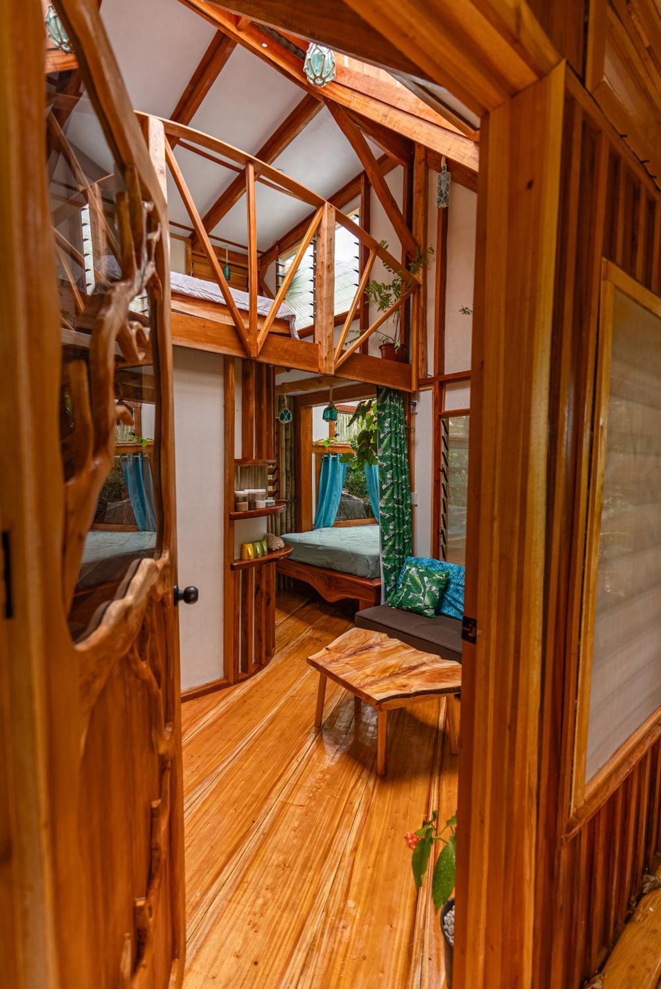 Tukulolo Treehouses Makaunga Экстерьер фото